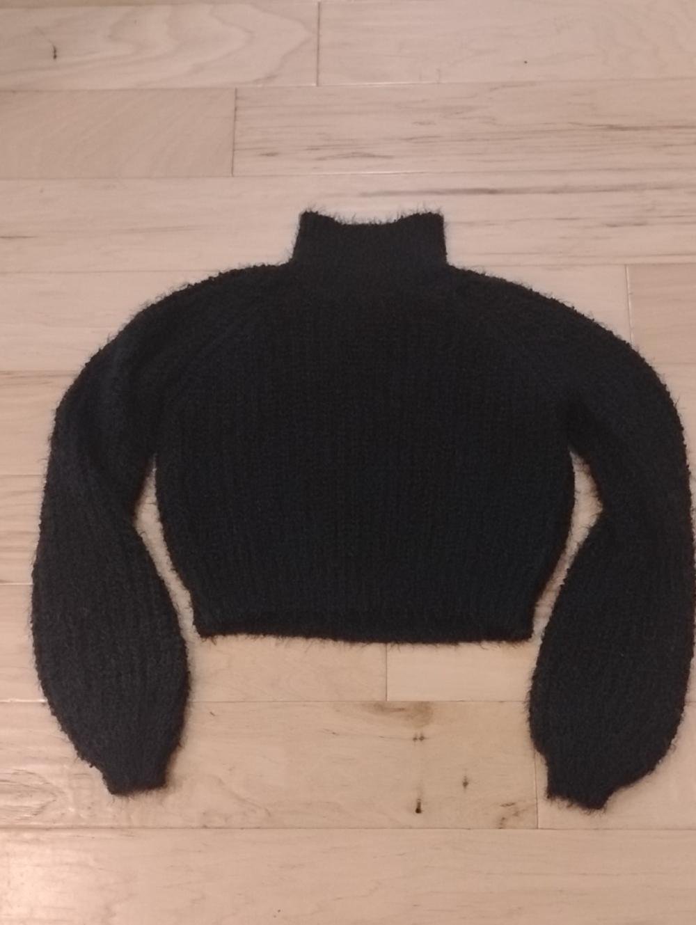 Kendall & Kylie Black Fuzzy Cropped Turtleneck Sweater
